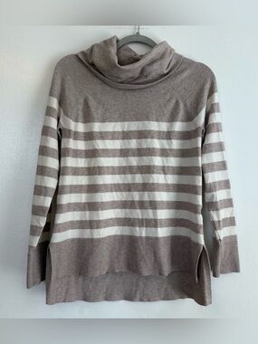Cyrus Taupe White Striped Cowl Neck Knit Pullover Sweater Women’s M C702262G